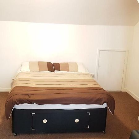 140 Midland Road Hotell Luton  Eksteriør bilde