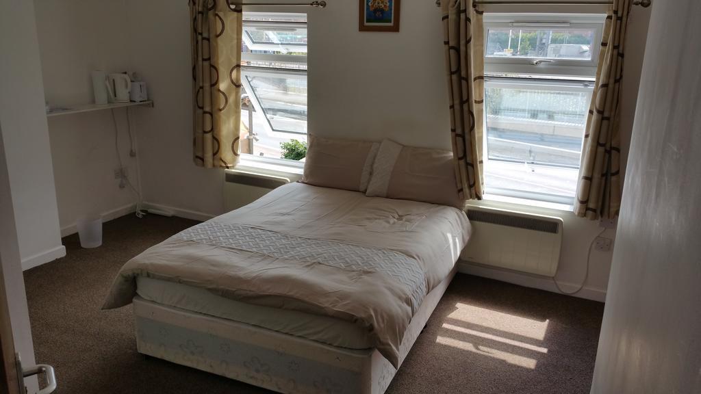 140 Midland Road Hotell Luton  Eksteriør bilde